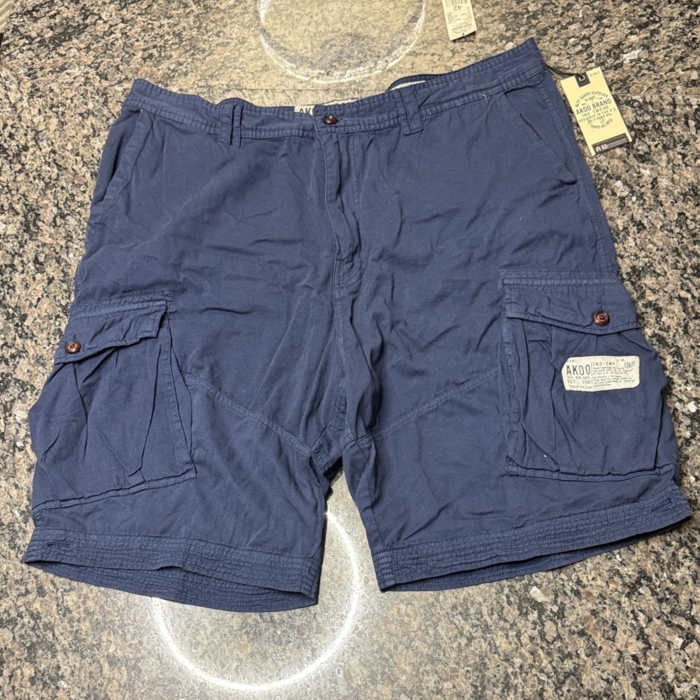 Akoo Blue Cargo Men Shorts NWT 42